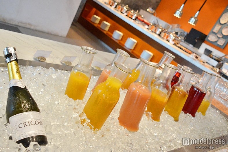 「Market Place」／朝からスパークリングワインが飲み放題