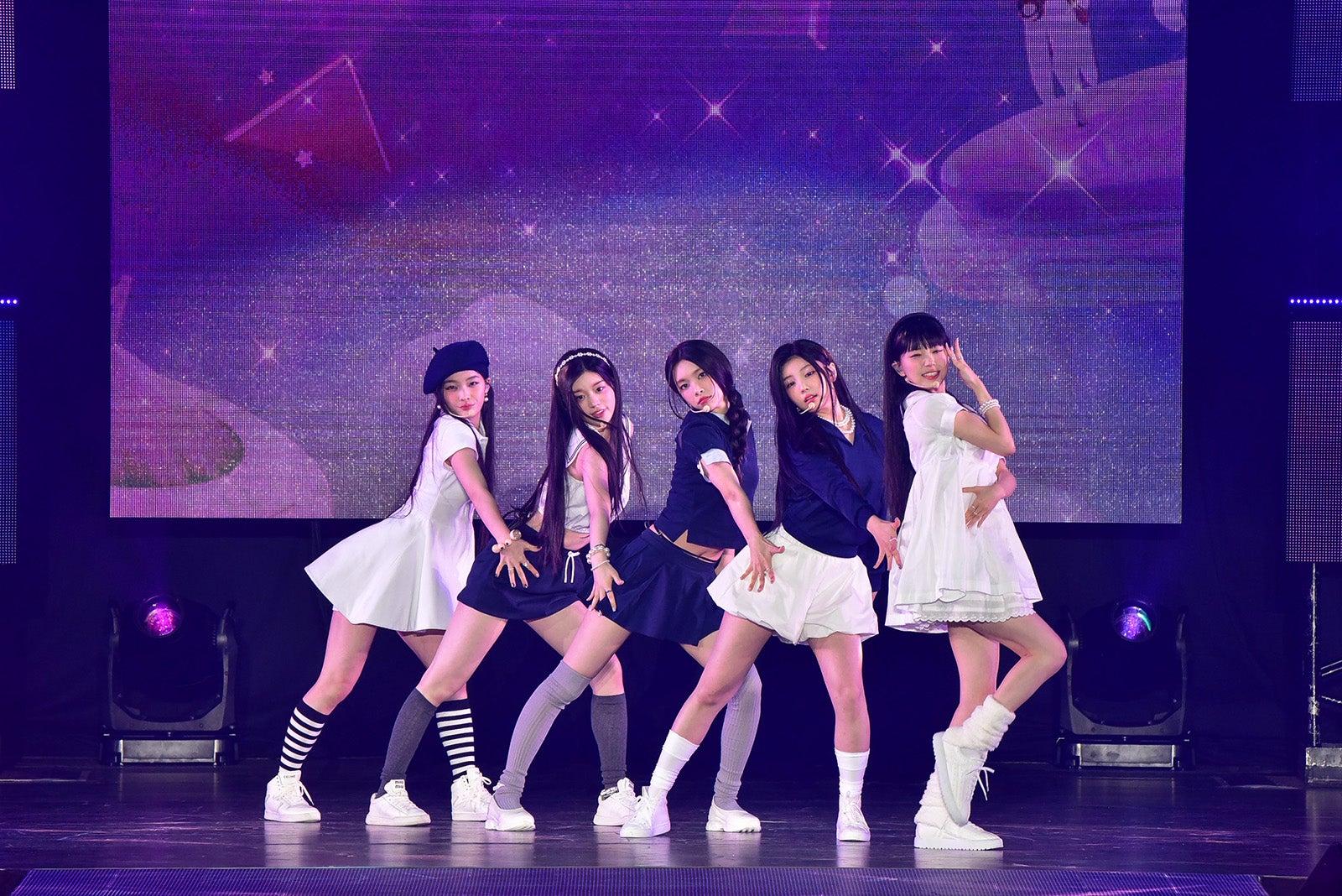 ILLIT（C）Rakuten GirlsAward 2024 SPRING／SUMMER