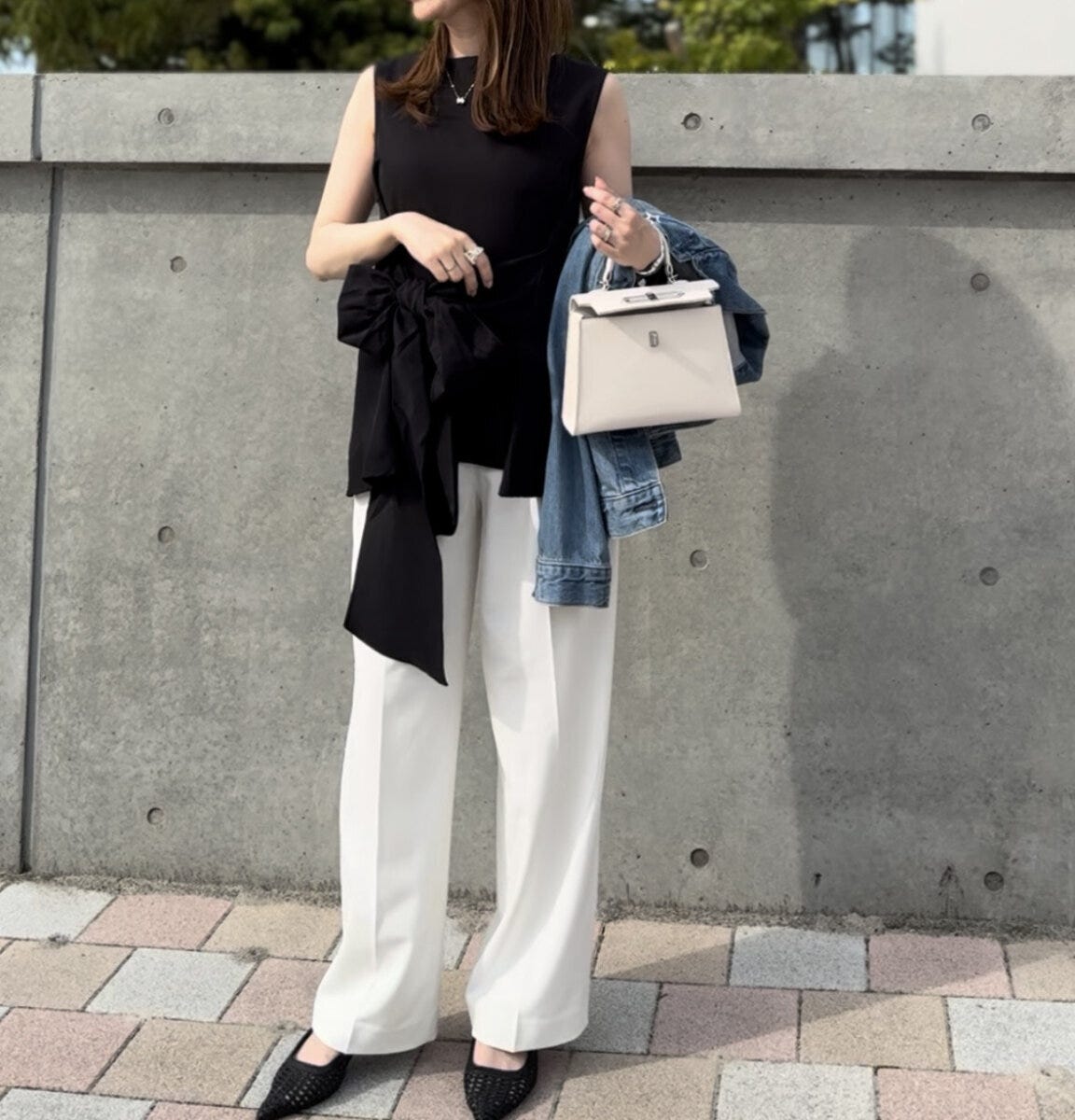coca 2wayリボントップス coca 2wayリボントップス ふんわりシルエットとヒップにかかる丈感(正面)