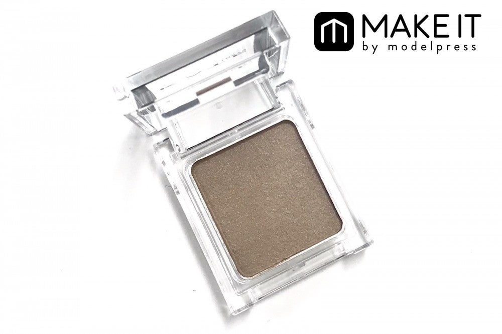 ケイト／ザ アイカラー／037 イエローベージュ／650円（税抜・編集部調べ） (C)メイクイット