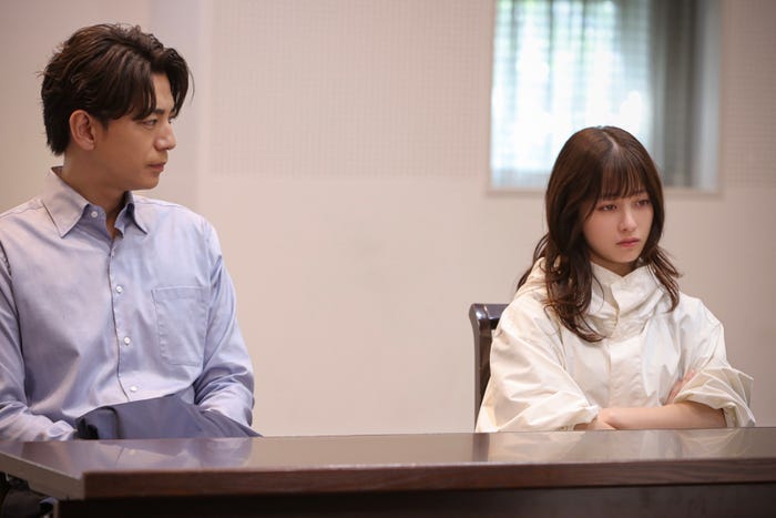 三浦翔平、橋本環奈「天久鷹央の推理カルテ」第7話(C)テレビ朝日
