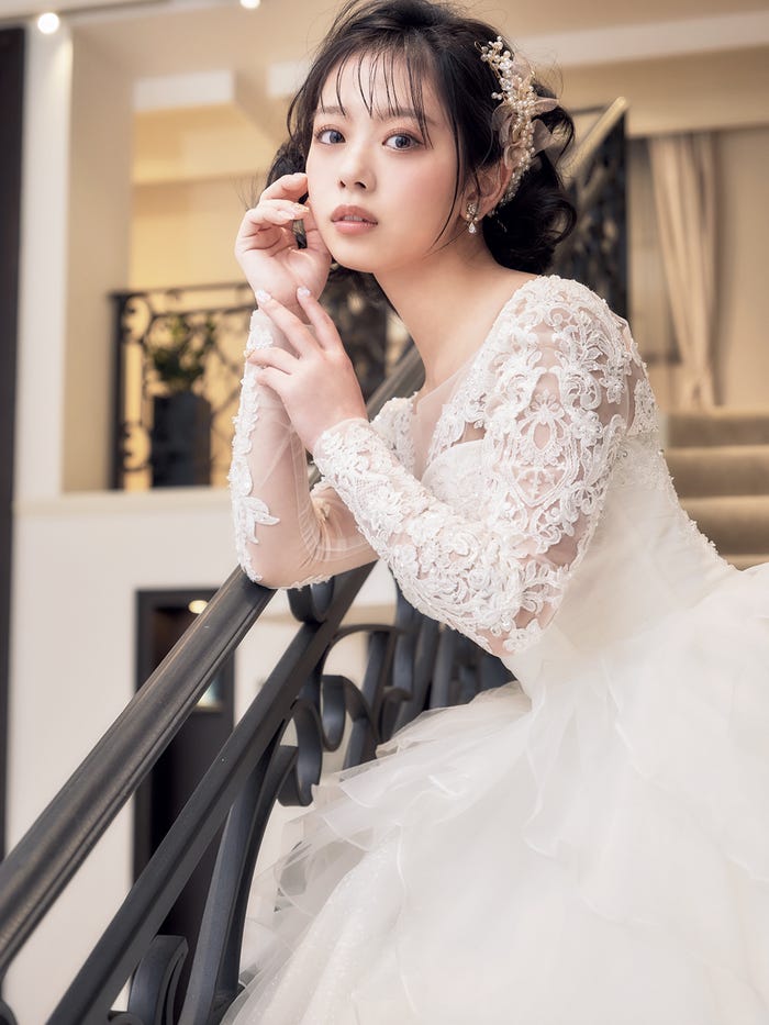 峰島こまき (画像提供:トランスワールドジャパン)