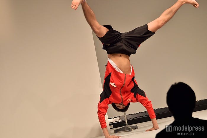 側転を披露した馬場貴志さん