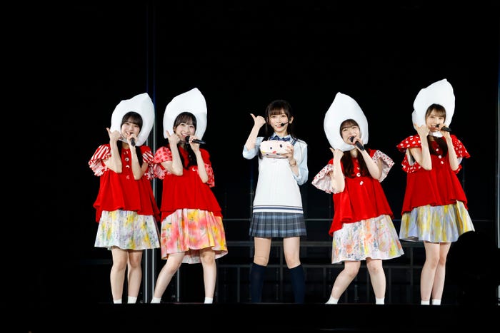 乃木坂46(C)乃木坂46LLC