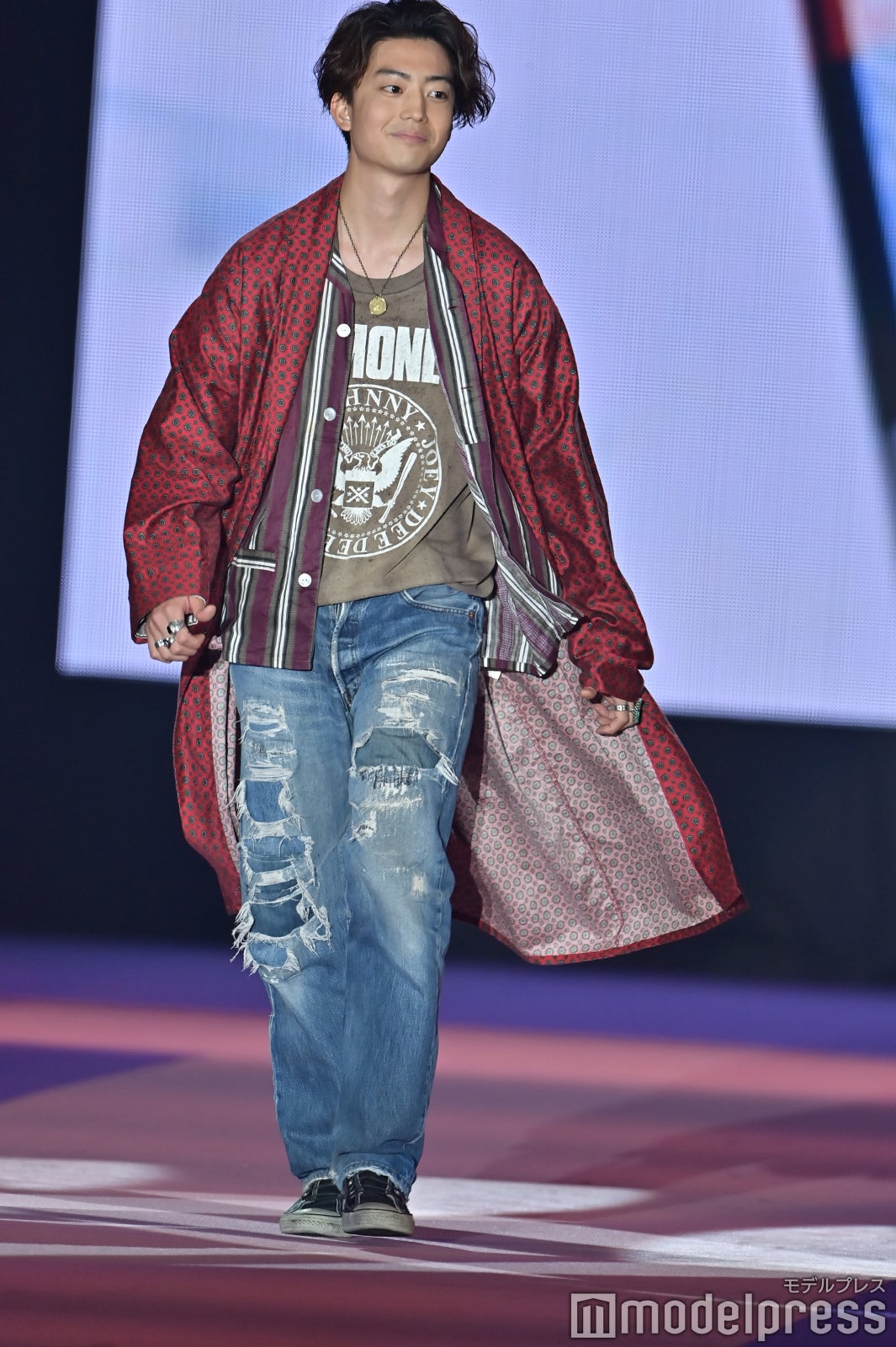 （C）モデルプレス