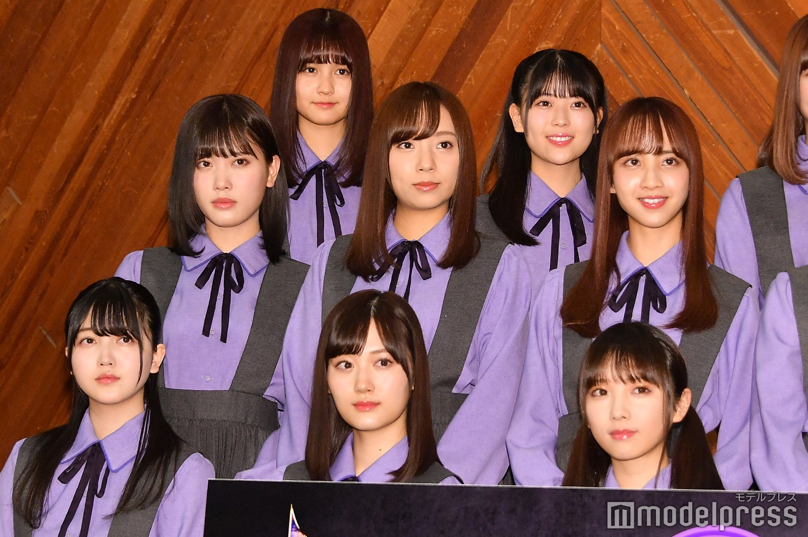 （下段左から）久保史緒里、山下美月、与田祐希（中段左から）伊藤純奈、新内眞衣、佐藤楓（上段左から）中村麗乃、岩本蓮加 （C）モデルプレス