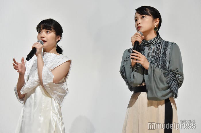 岸井ゆきの、深川麻衣(C)モデルプレス