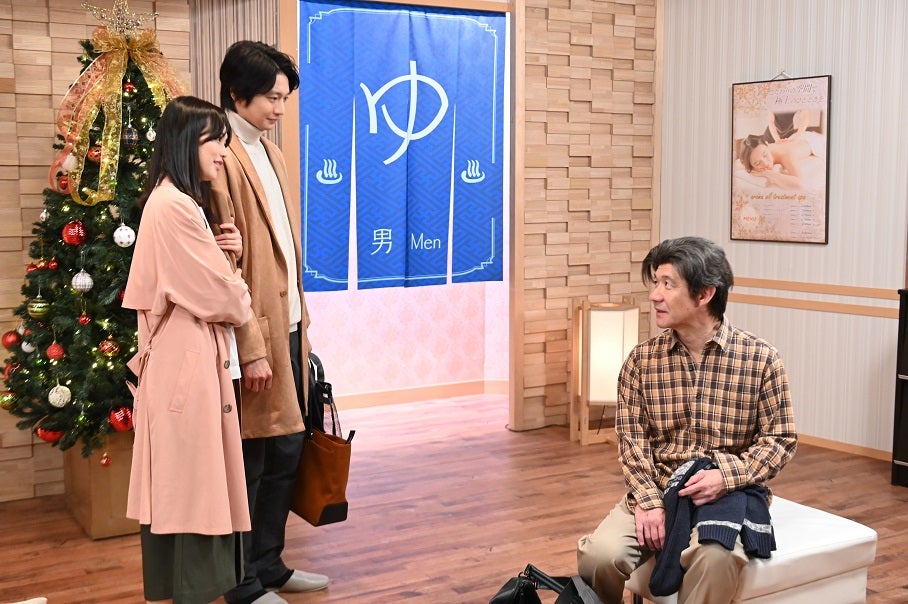 臼田あさ美、向井理、内村光良（C）NHK