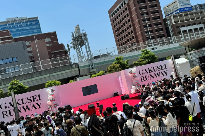 「GAKUSEI RUNWAY」イベントの模様(C)モデルプレス