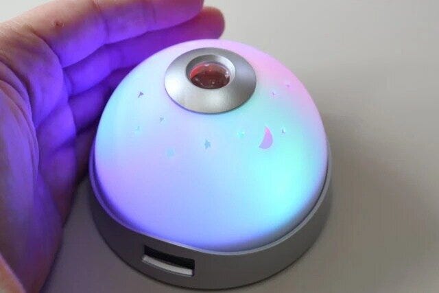 ダイソー 投影デジタル時計 ダイソーの光る投影デジタル時計