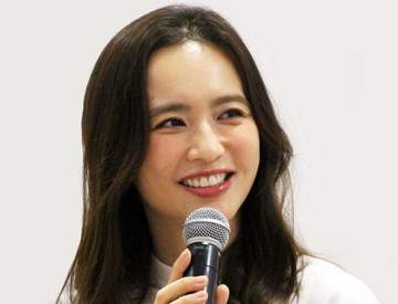優木まおみ、離婚「夫婦という関係性を終える」 事務所も取材に認める 昨夏、娘2人と母子留学でマレーシア移住 夫は日本に残る