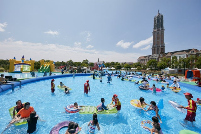 日中は家族連れで賑わう／画像提供：ハウステンボス