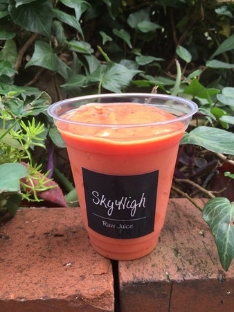 アセロラ スラム￥750（税込）／画像提供：一般社団法人日本スーパーフード協会