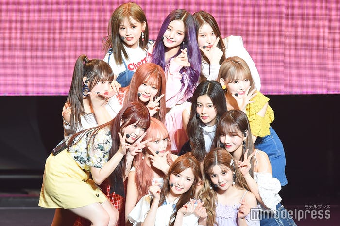 IZ*ONE (C)モデルプレス