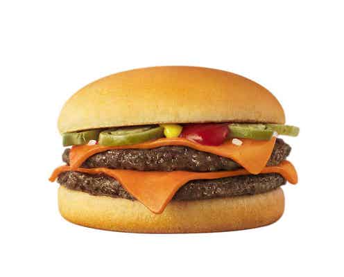 マクドナルド「ダブルチーズバーガー」辛味やトリプルなど3種のバリエーションで登場