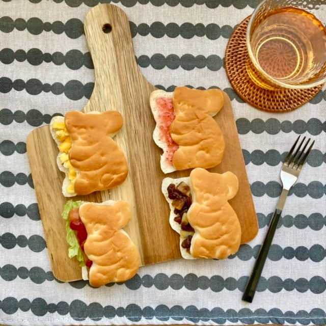 コアラパンをアレンジしたサンドイッチのレシピです。