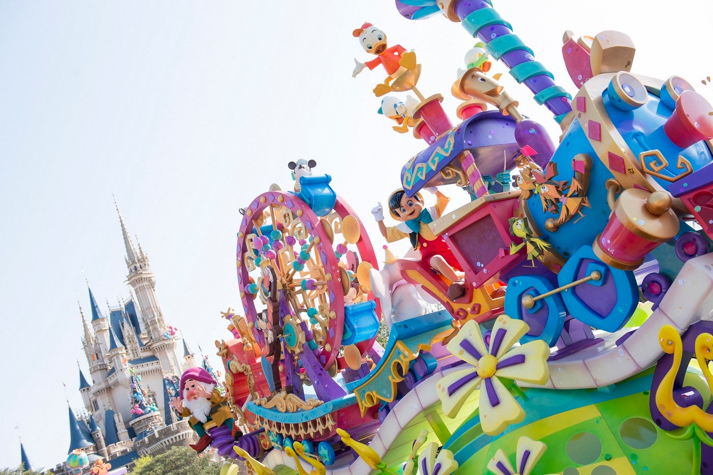 ハピネス・イズ・ヒア（C）Disney