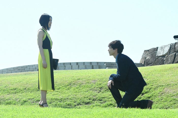 大西礼芳、坂口健太郎/「ごめん、愛してる」第3話より(画像提供:TBS)