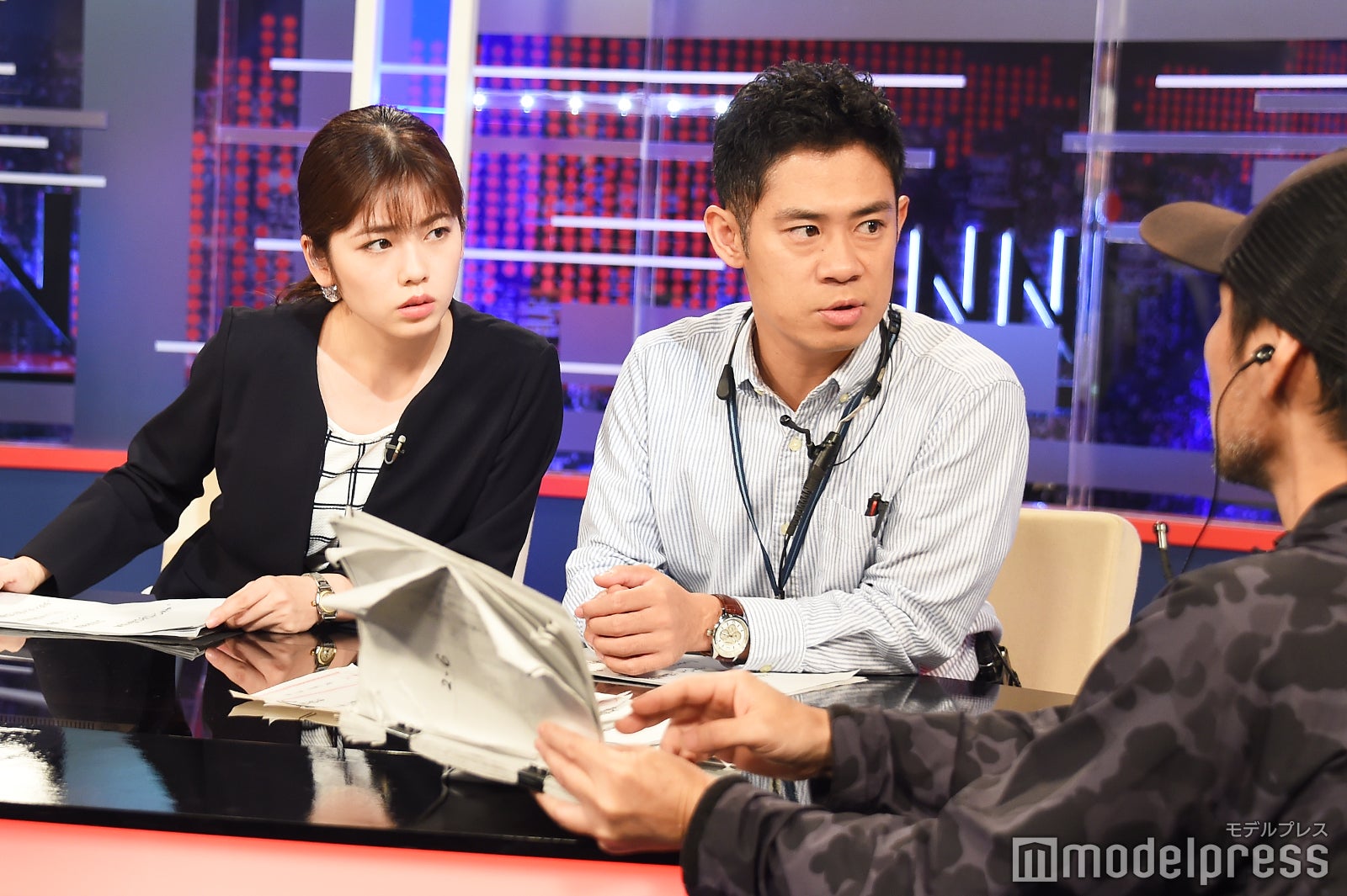 （左から）小芝風花、伊藤淳史／リハーサルの様子（C）モデルプレス