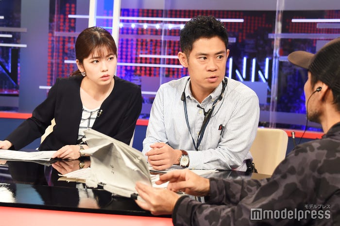 (左から)小芝風花、伊藤淳史/リハーサルの様子(C)モデルプレス