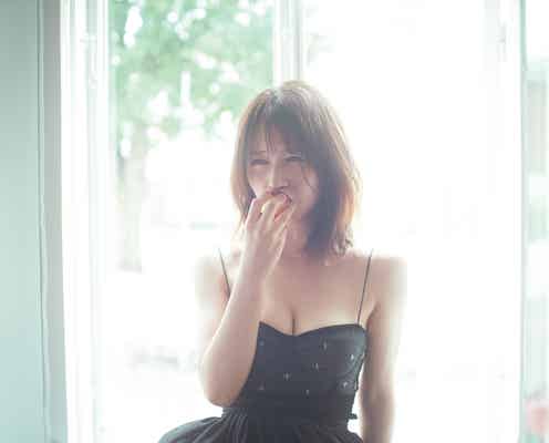 長濱ねる、レディな黒ドレス姿であどけない表情 2nd写真集先行カット第5弾解禁