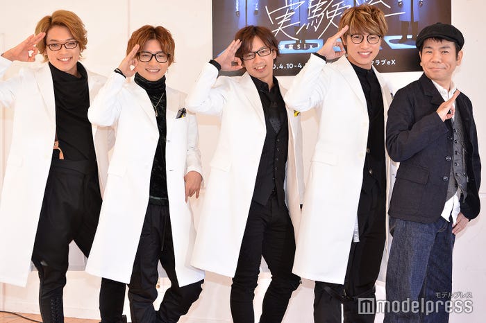 (左から)原嘉孝、山本亮太、江田剛、松本幸大、マギー(C)モデルプレス