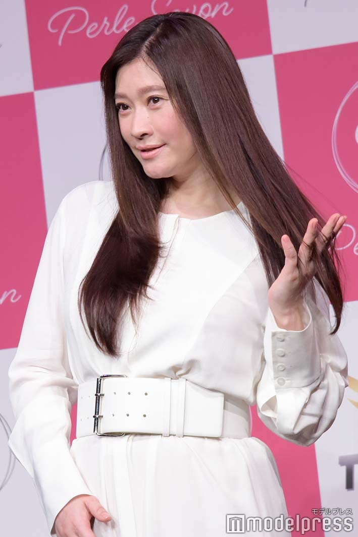 篠原涼子（C）モデルプレス