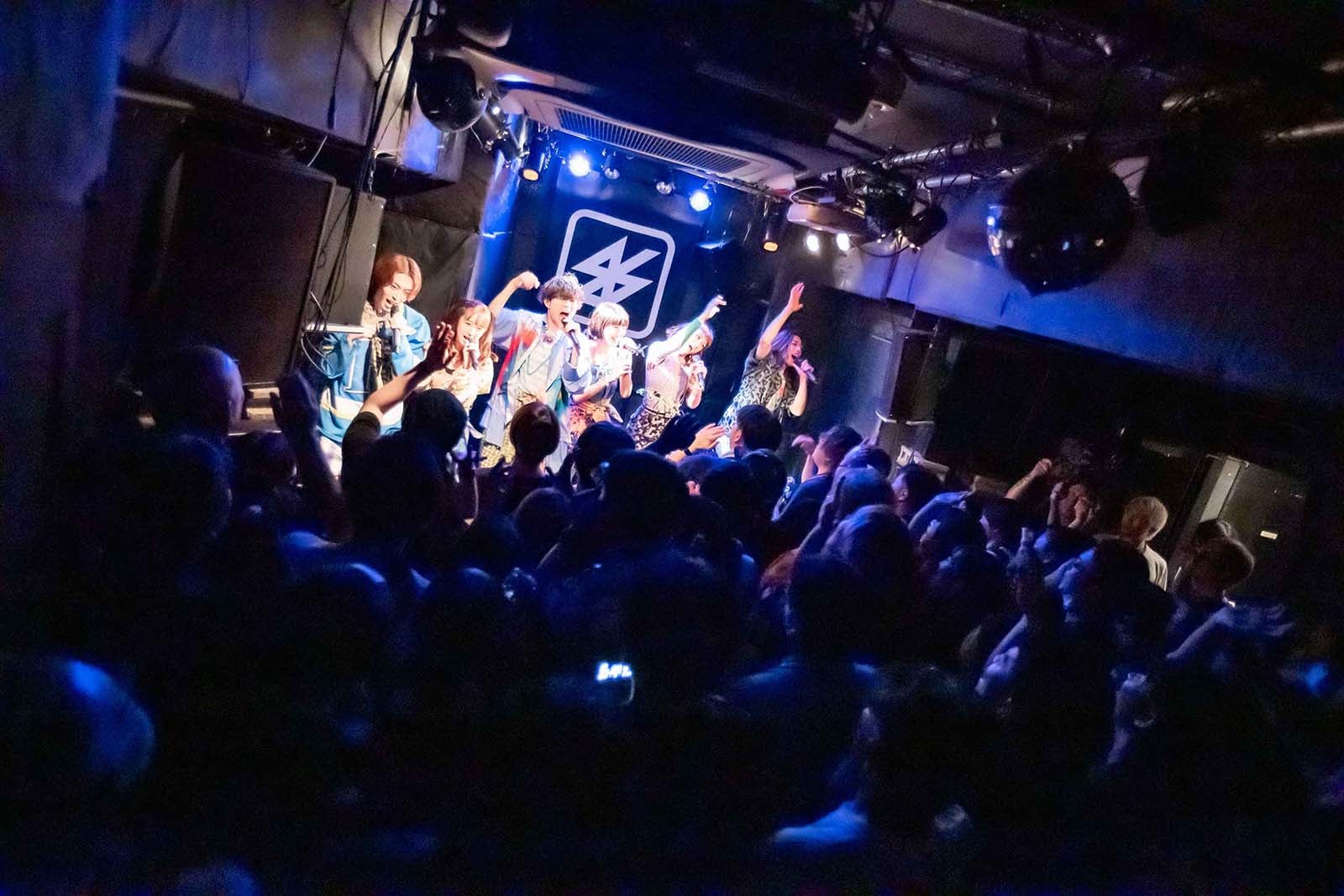 BiTE A SHOCK Photo by 藤井拓