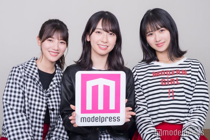 河田陽菜・金村美玖・上村ひなの (C)モデルプレス