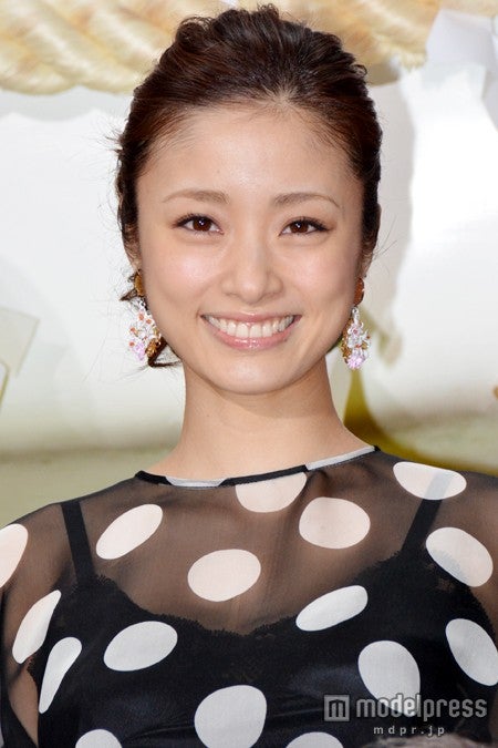 第1子妊娠の上戸彩 Exile Hiroとの出会い 結婚 夫婦共演を振り返る モデルプレス