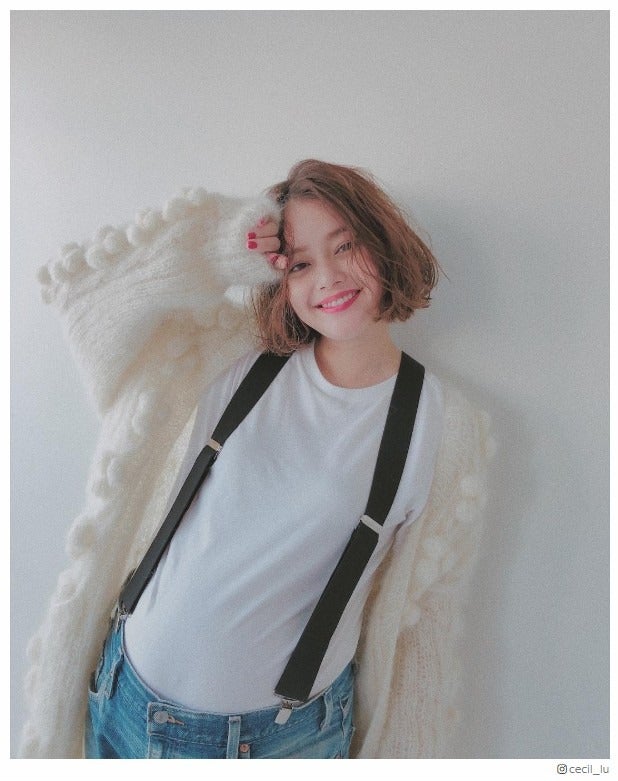 妊娠中の岸本セシル、ふっくらお腹披露 “妊婦最後の撮影”を報告