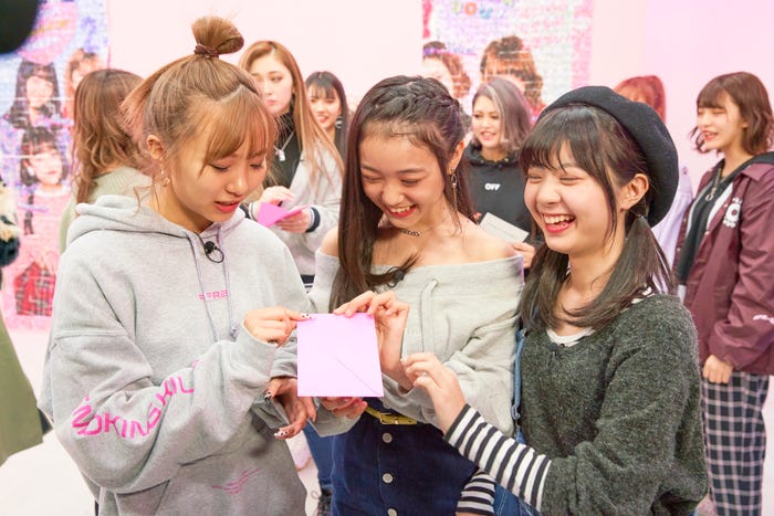 れいたぴ、ひまりん、ゆなたこ/「Popteenカバーガール戦争」(C)AbemaTV