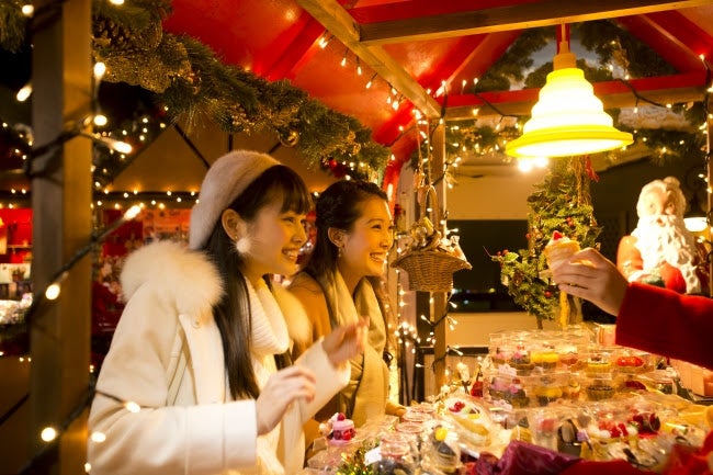 新登場のクリスマスバザール／画像提供：大江戸温泉物語