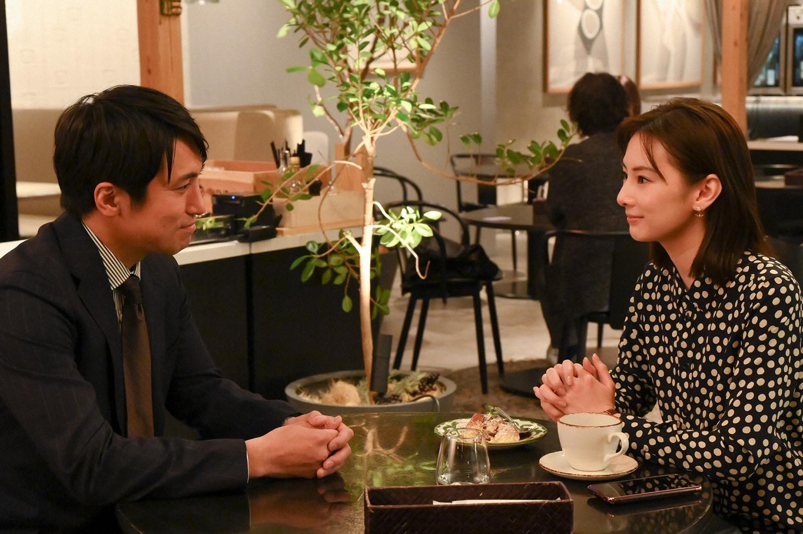 高橋光臣、北川景子「リコカツ」第2話より（C）TBS