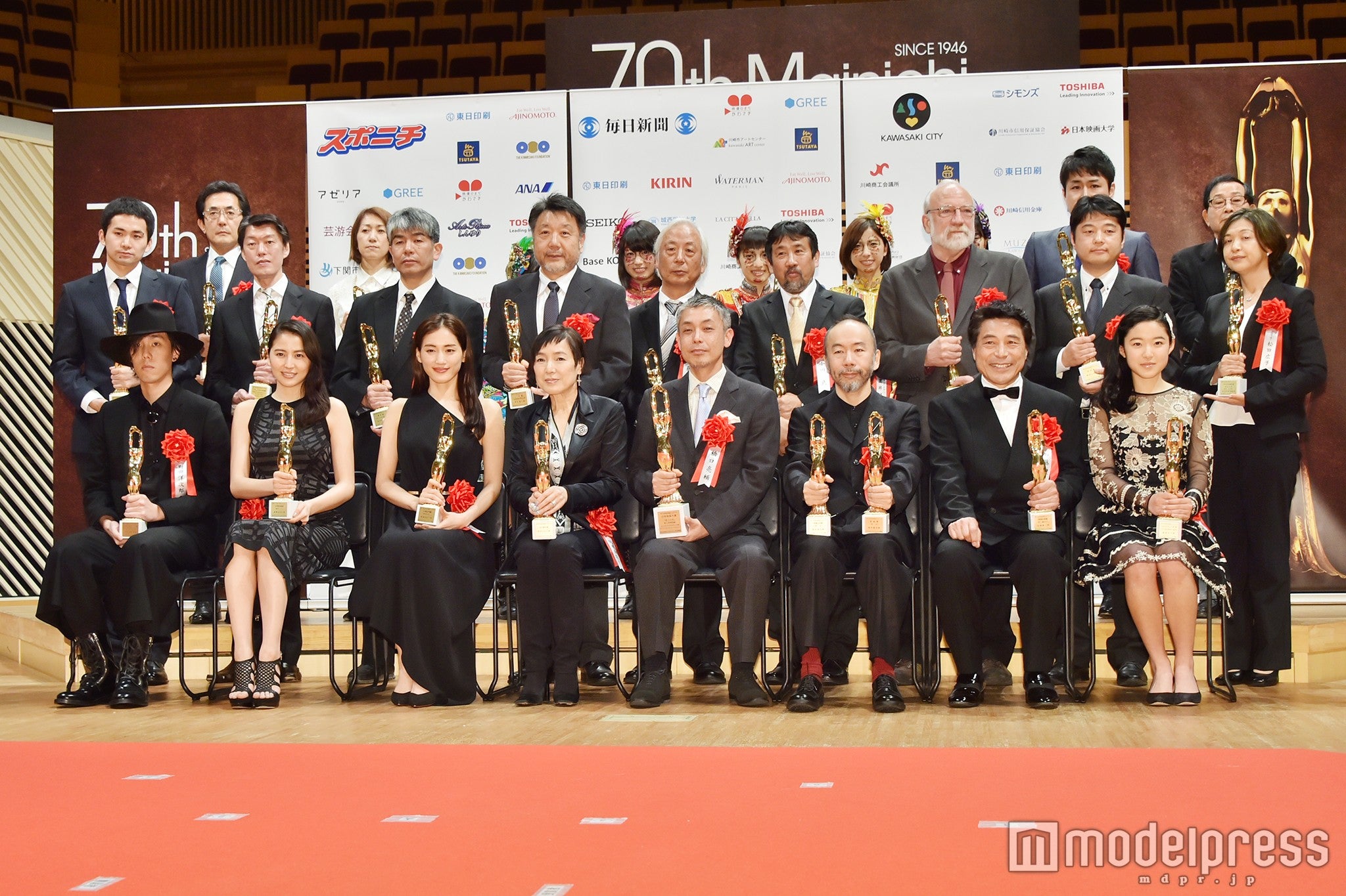 受賞者たち（C）モデルプレス