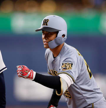 阪神・ドラ2谷端 対外試合15打席目で初安打「本当にホッとした」藤川監督の直接指導で原点回帰