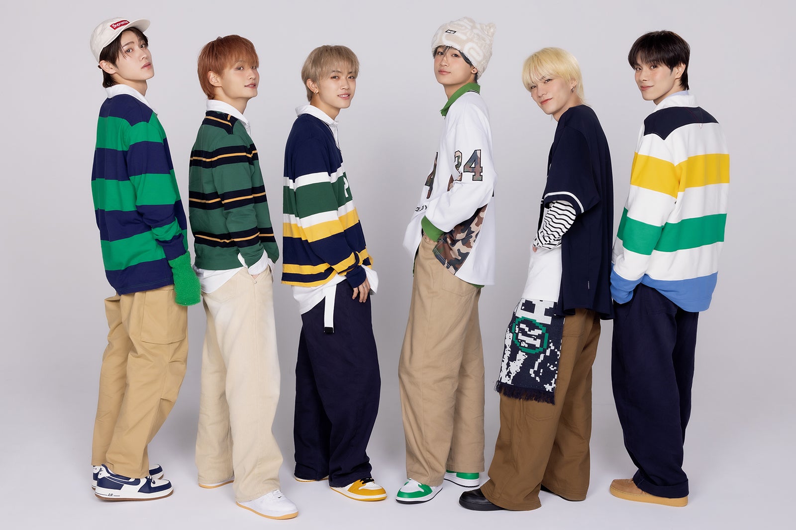 DXTEEN／雑誌「モデルプレスカウントダウンマガジン vol.10」12月10日発売／東京ニュース通信社刊（写真：野間憲治）