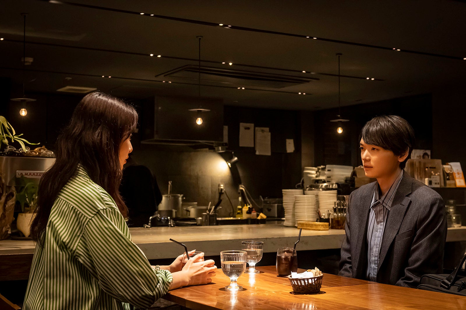 玄理、古川雄輝「弁護士ソドム」第6話より（C）テレビ東京