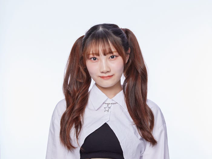 佐藤涼風(C)OUTOF48