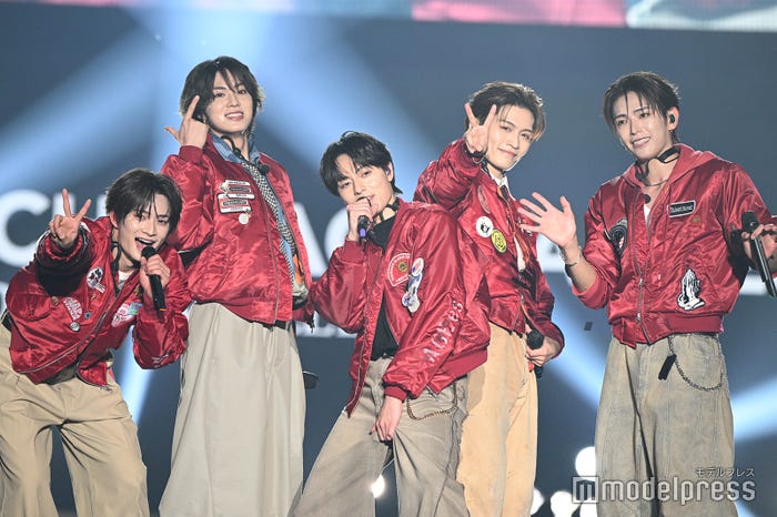 ACEes(C)モデルプレス