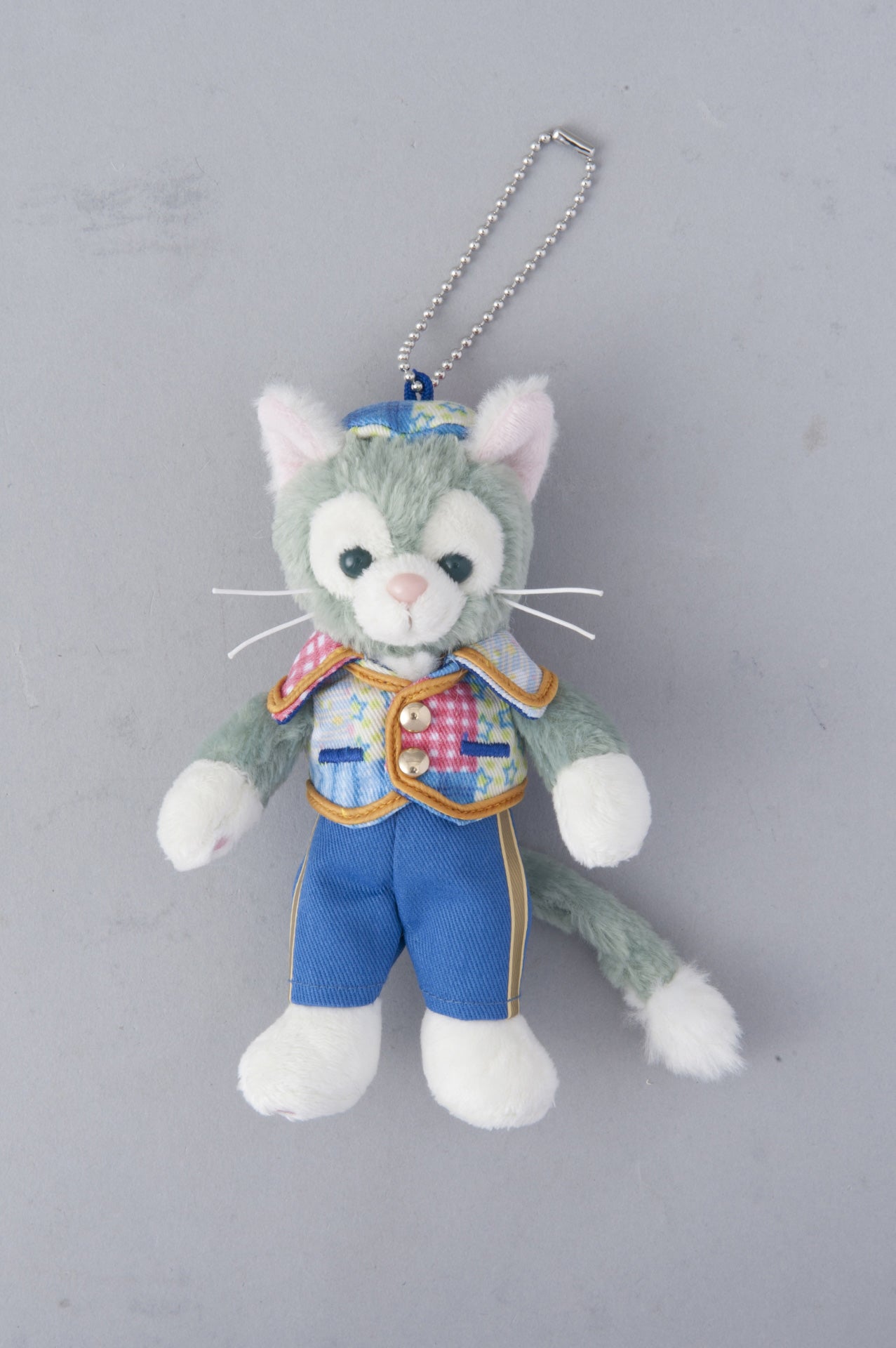 ぬいぐるみバッジ￥1900（C）Disney