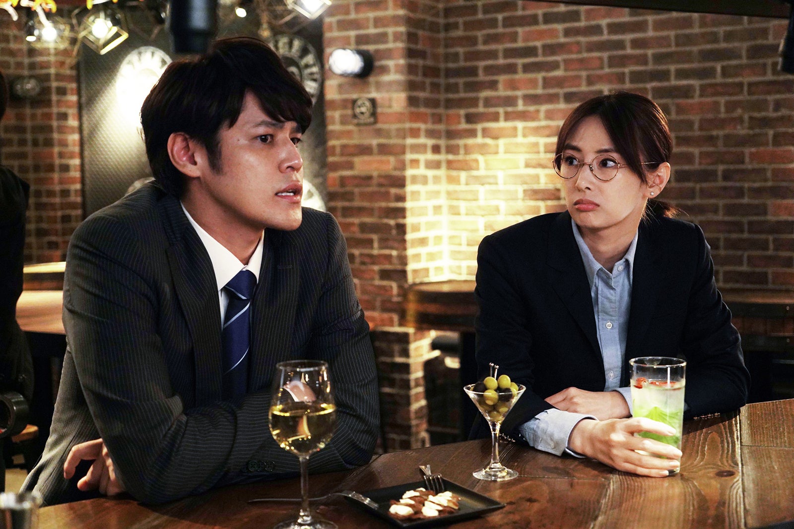 宮野真守、北川景子 「女神の教室～リーガル青春白書～」第1話より（C）フジテレビ