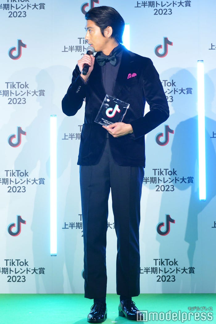 賀来賢人(C)モデルプレス