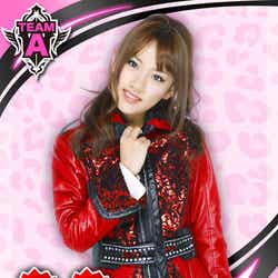 高橋みなみのカード写真/(C)AKS (C)GREE, Inc./Ateam Inc.