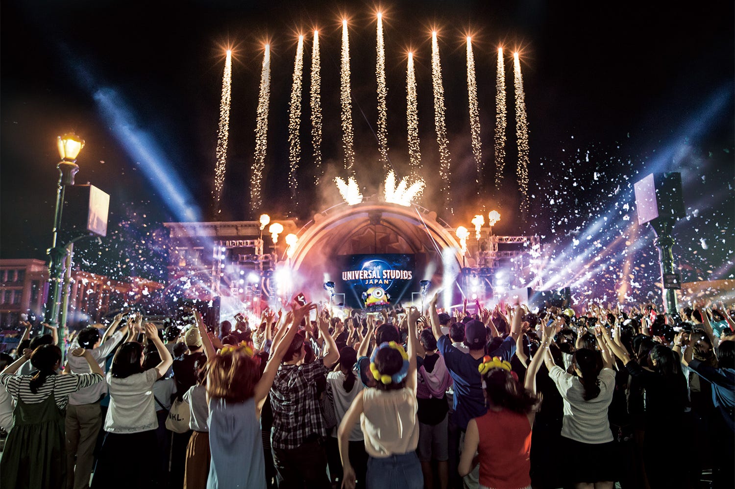 USJ史上初、夏の夜イベント「ハチャメチャ・サマーナイト・パーティ」開幕 ゲスト1500人がミニオンと熱狂