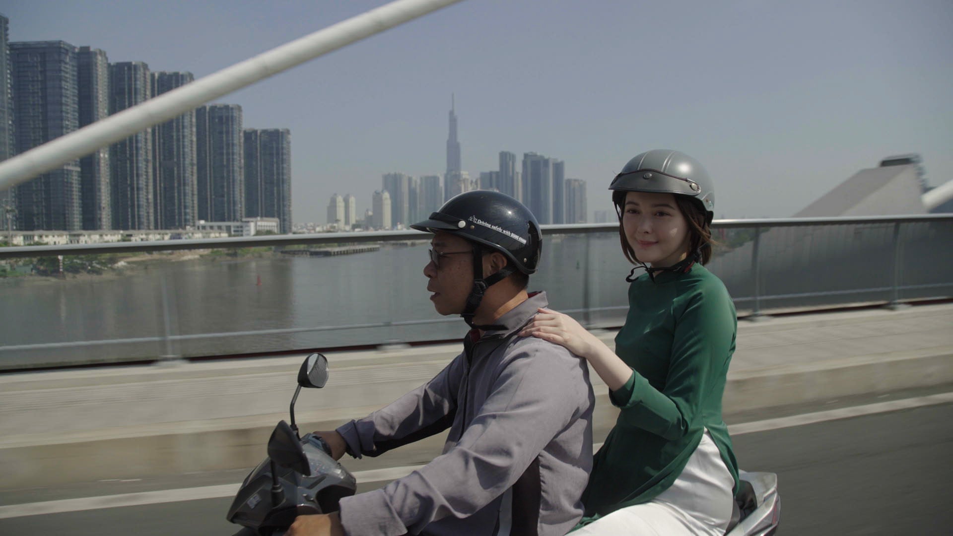 玉城ティナ（C）ドラマ「地球の歩き方SP inベトナム」製作委員会