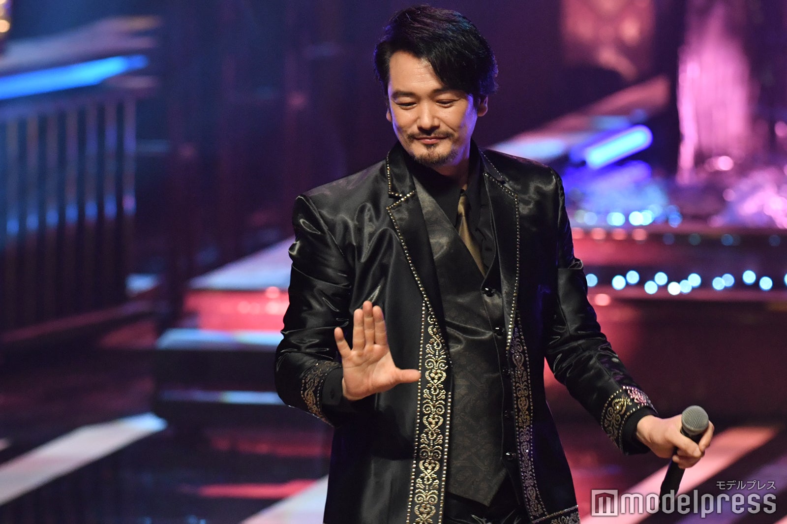 （C）モデルプレス