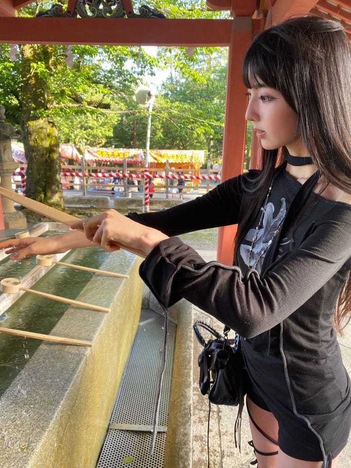 Marika「私のパワースポット」(提供写真)