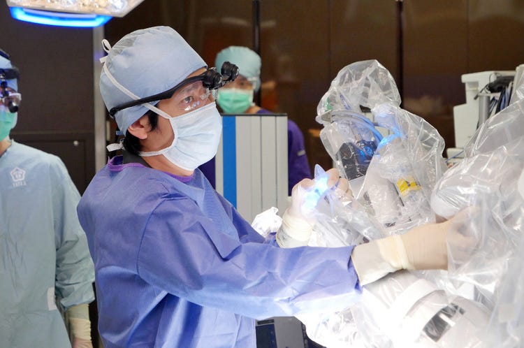 嵐 二宮和也主演 ブラックペアン でドラマ史上初の試み 新たな出演者も決定 モデルプレス 嵐 二宮和也主演 ブラックペアン でドラマ史上初の試み 新たな出演者も決定 モデルプレス