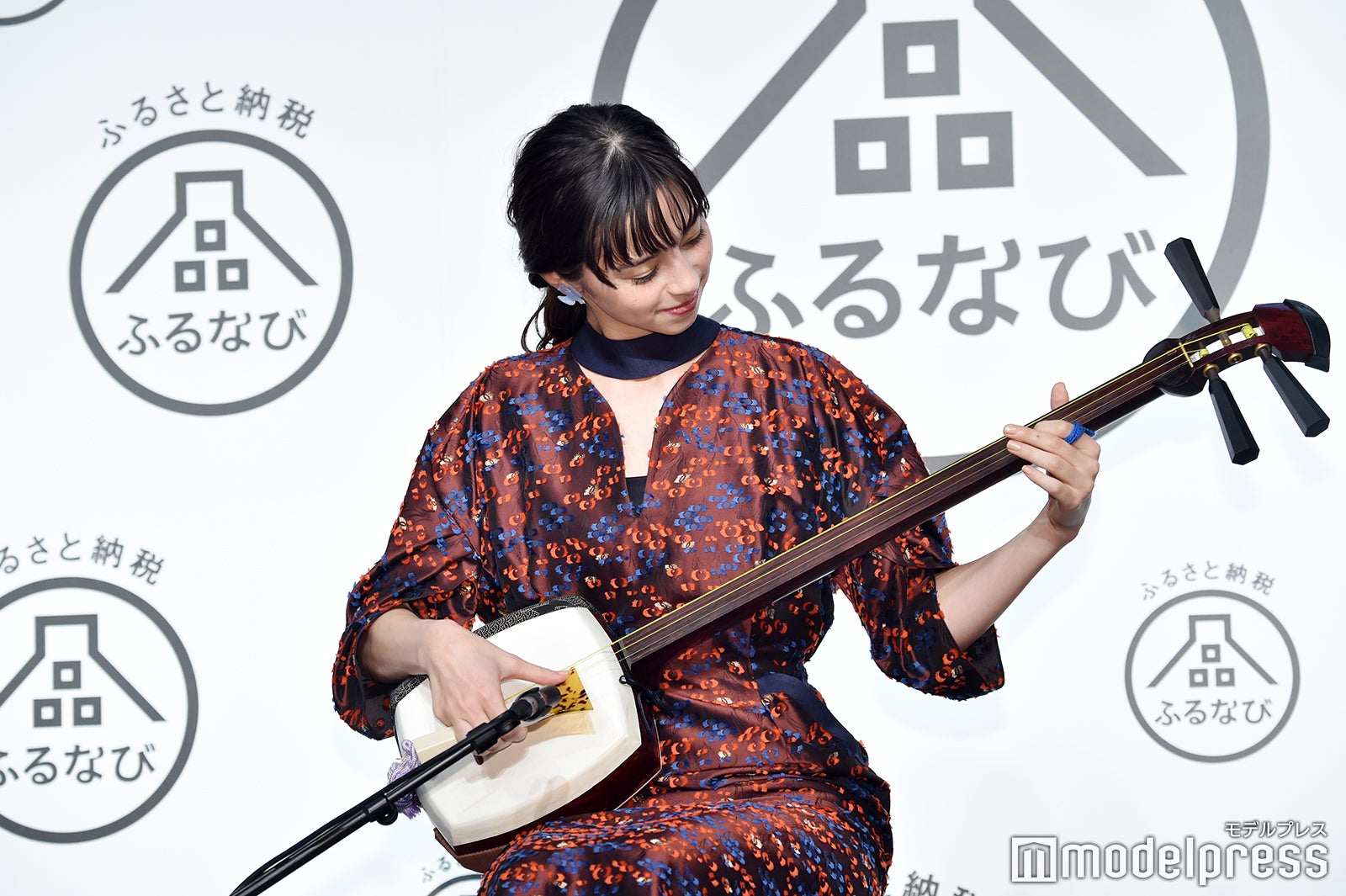 三味線を披露した中条あやみ（C）モデルプレス